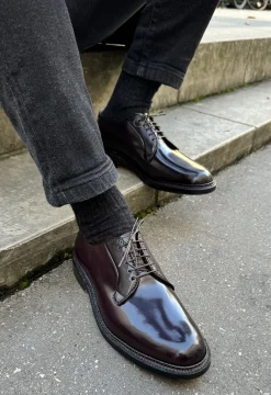 990