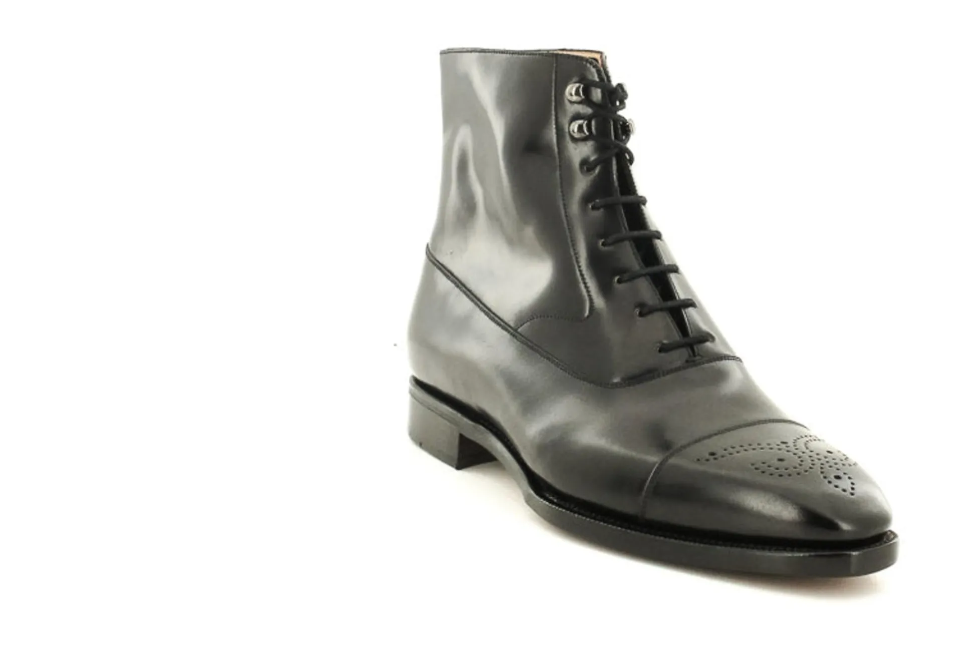 BOOTS 319