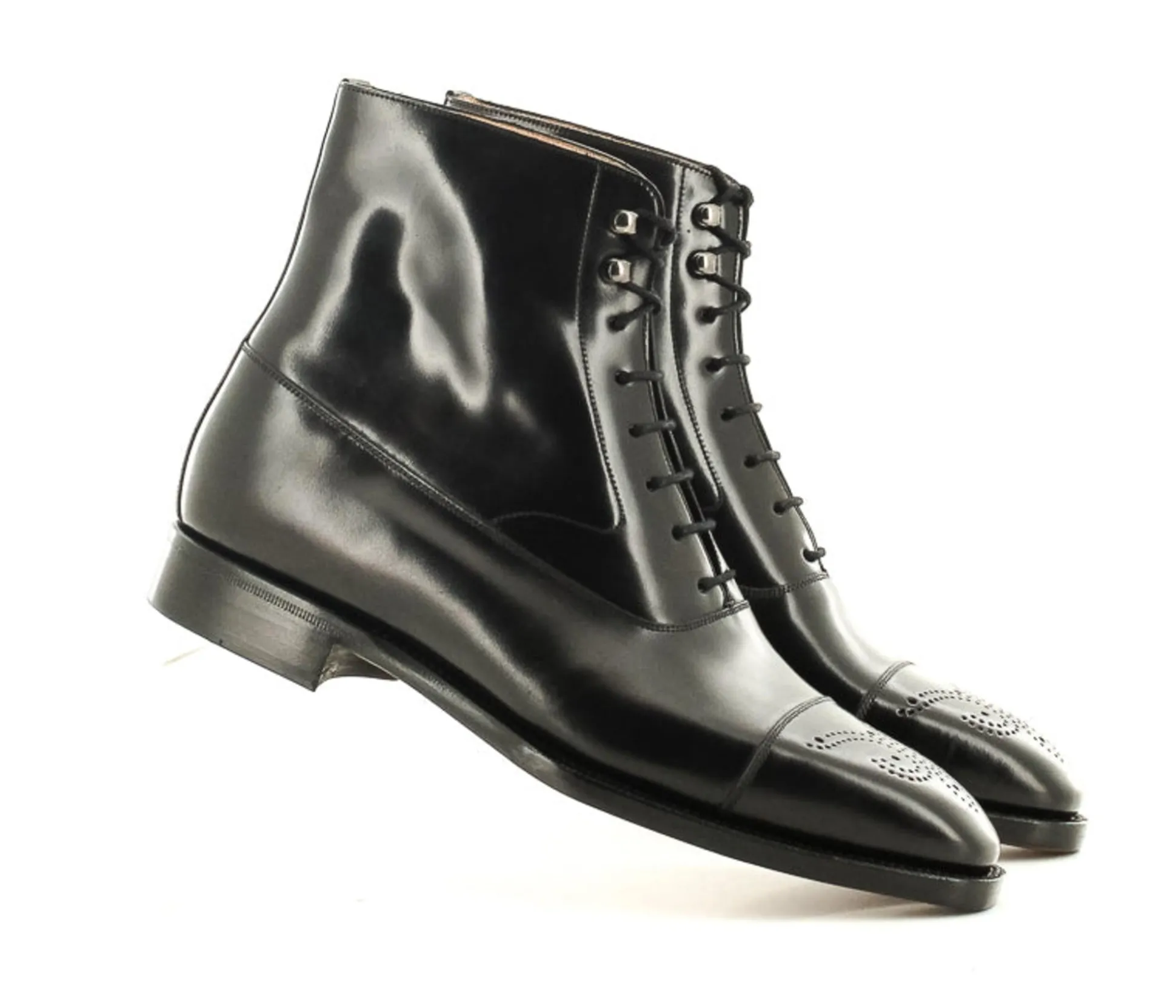 BOOTS 319