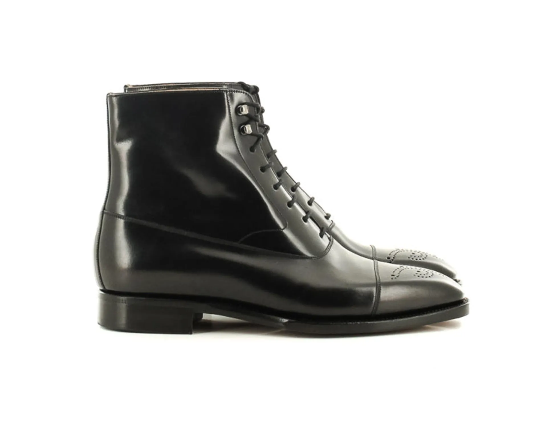 BOOTS 319