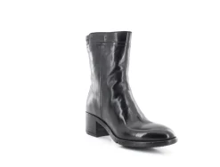 BOOTS AP35A