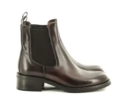 BOOTS D133