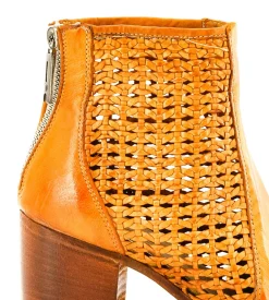 BOOTS GH04A