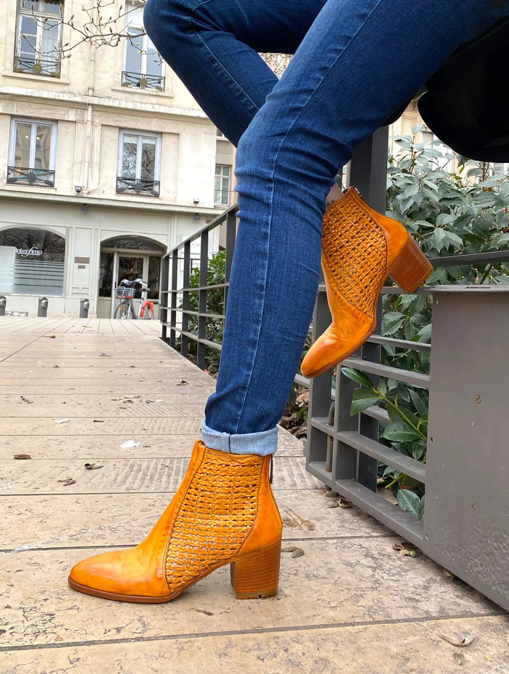 BOOTS GH04A