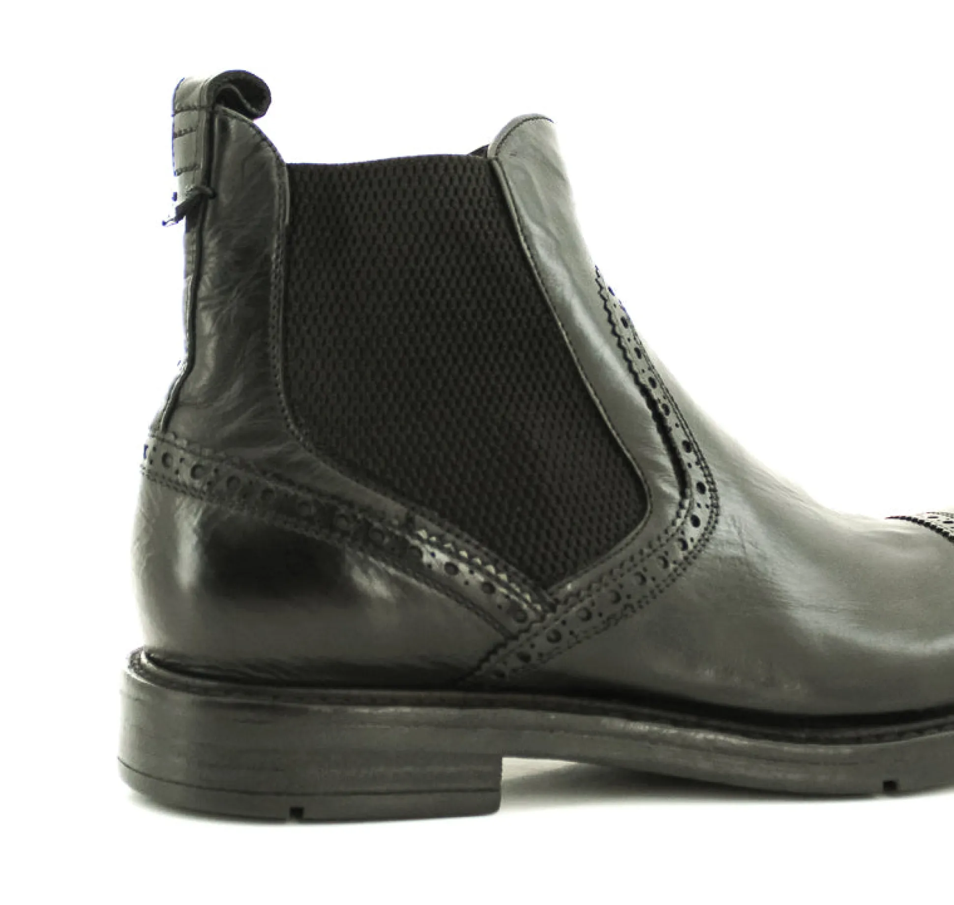 BOOTS IH05A
