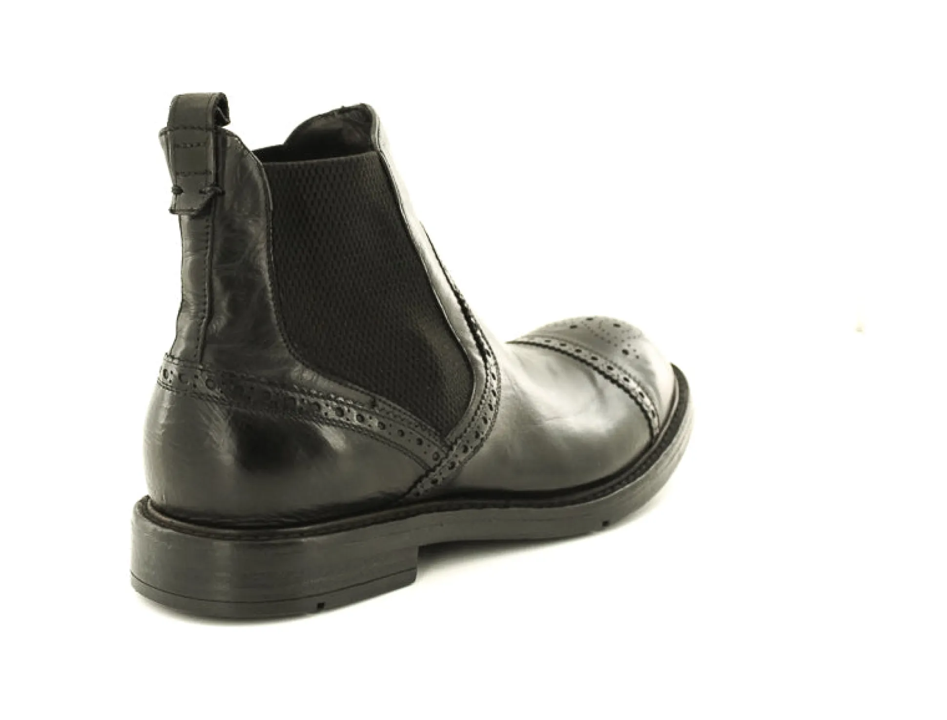 BOOTS IH05A