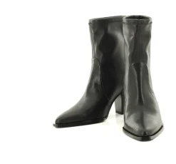 JOLENE BOOTIE